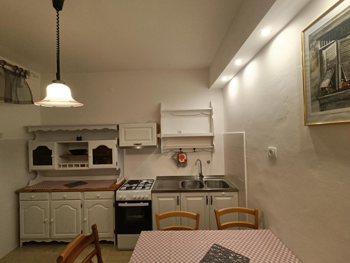 Apartment Pletikos Premantura Kültér fotó